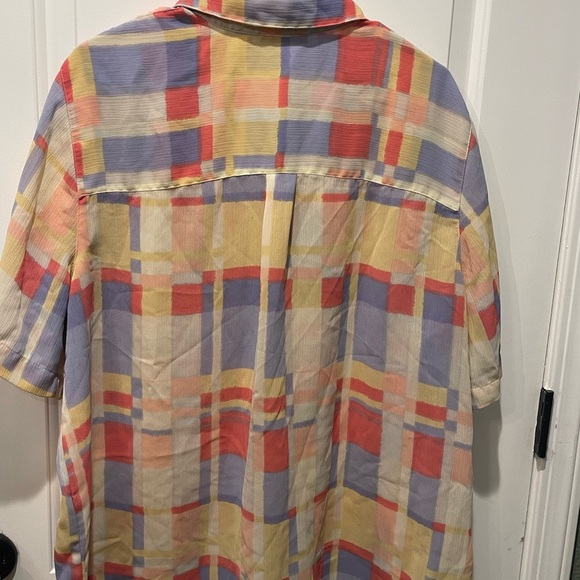 Alfred Dunner Plaid Casual Button Down Shirt size 22w
0018 - Picture 2 of 4